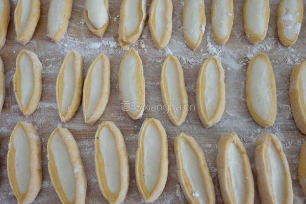 双色玫瑰花的做法图解14