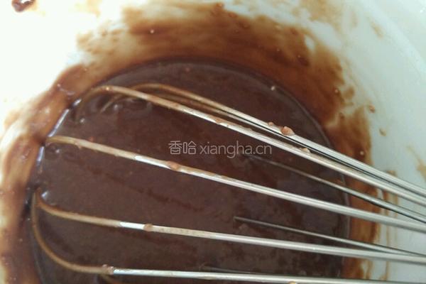 巧克力奥利奥熔岩马克杯蛋糕的做法图解3