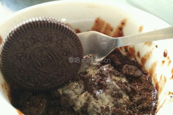 巧克力奥利奥熔岩马克杯蛋糕的做法图解12