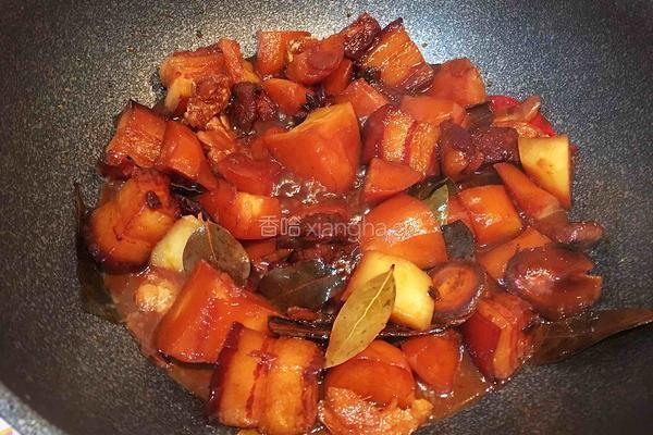 土豆红烧肉