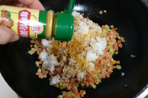 咖喱炒饭的做法图解5
