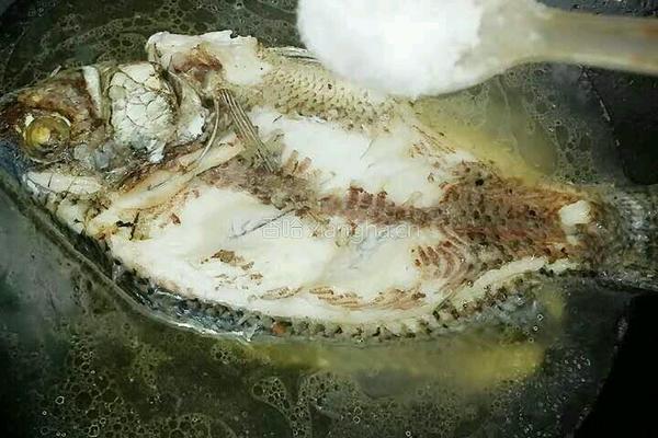 红焖福寿鱼的做法图解7