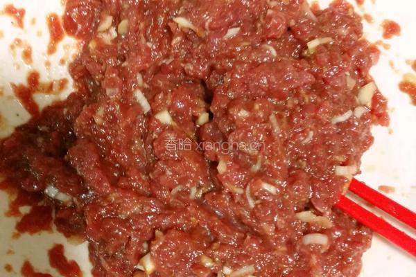 牛肉韭黄饺子馅的做法图解10