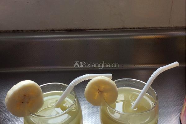 冰凉葡萄香蕉汁的做法图解7