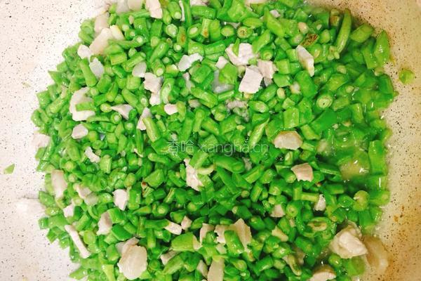 咸肉炒豆角的做法图解8