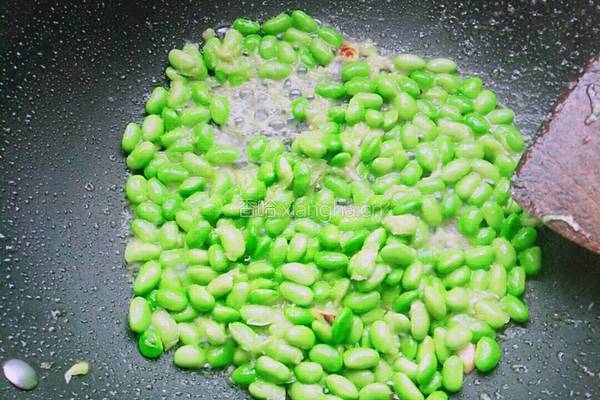 百叶肉末炒青豆子的做法图解2