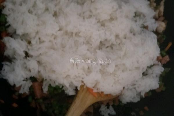 缤纷炒饭的做法图解8
