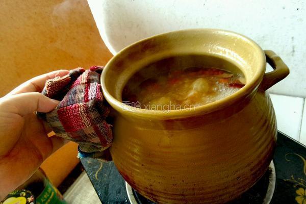 筒子骨汤的做法图解11