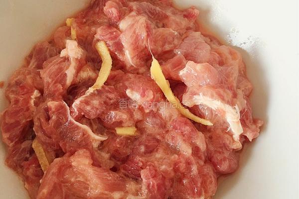 瘦肉豆腐汤的做法图解1