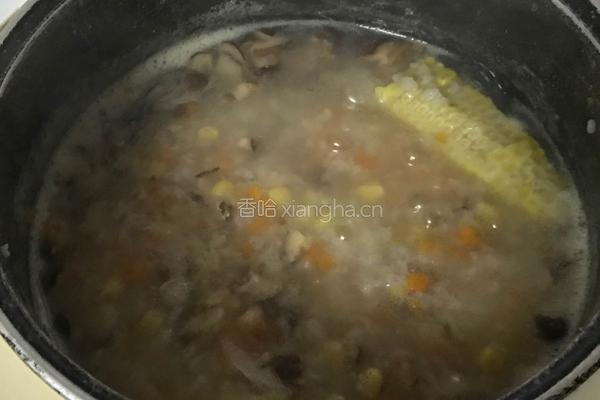 香菇玉米红萝卜粥的做法图解7