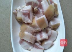 土豆红烧肉的做法图解1