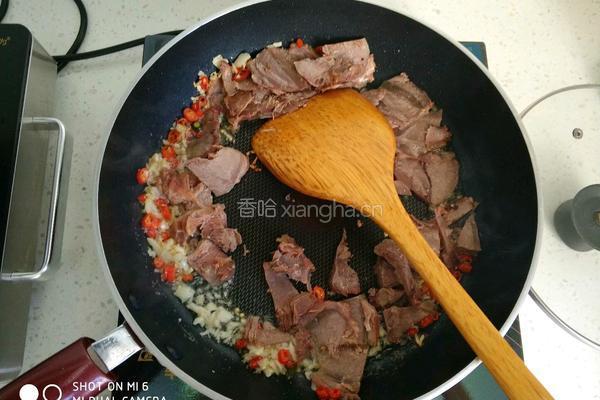 小白菜回勺牛肉的做法图解9