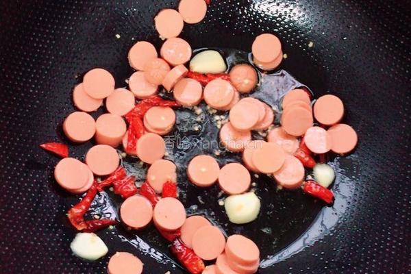 火腿炒面的做法图解4