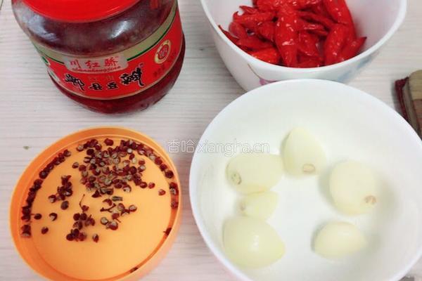 青椒香辣鱼的做法图解3