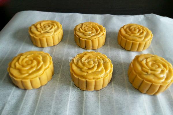 玫瑰花馅月饼的做法图解7