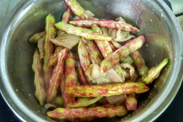 豆角炖肉的做法图解8