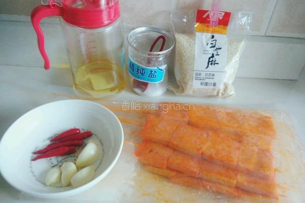 蒜香豆腐干的做法图解1