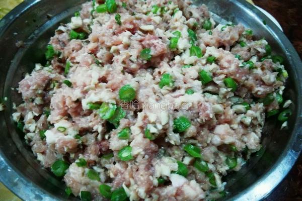 香菇豆角猪肉饺子的做法图解7