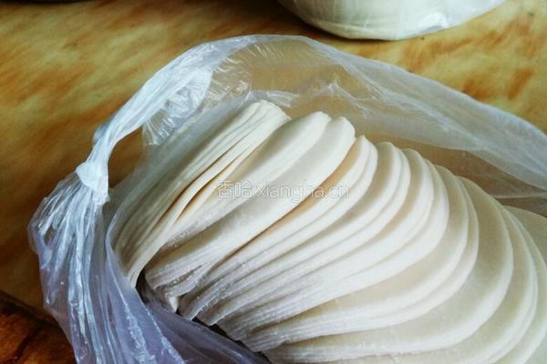 香菇豆角猪肉饺子的做法图解12