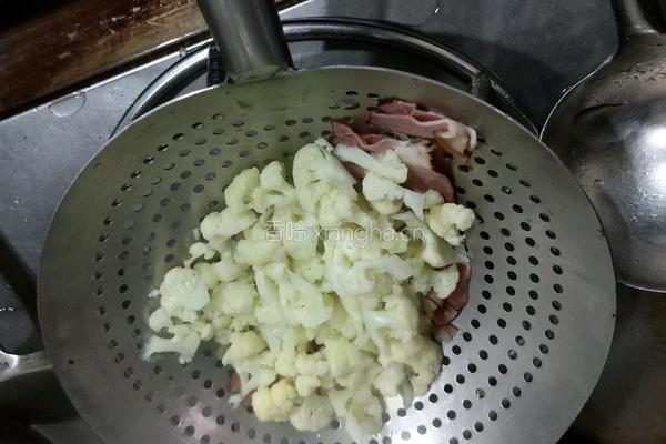 砂锅花菜的做法图解2