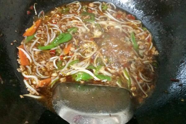 馅肉焖面的做法图解7