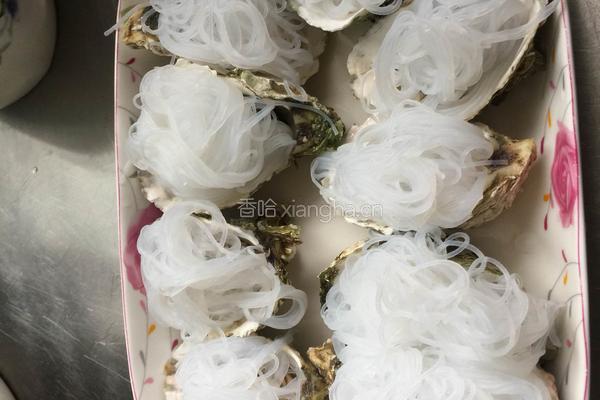 蒜蓉粉丝海蛎子的做法图解2