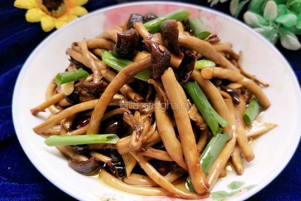 干煸茶树菇的做法图解10