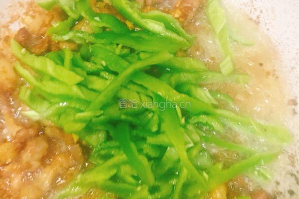 青椒炒肉丝的做法图解5
