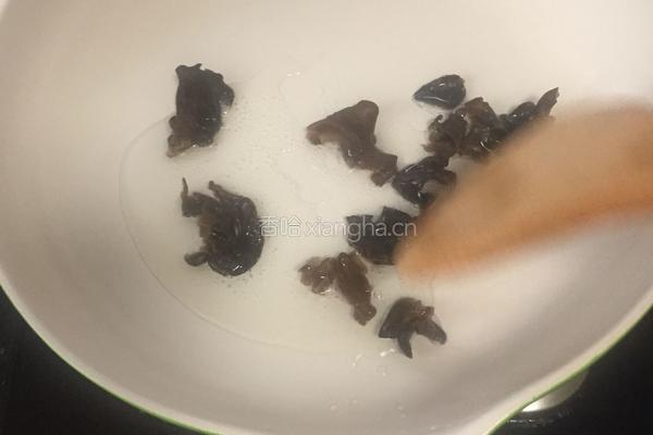 凉拌绿莴笋的做法图解7