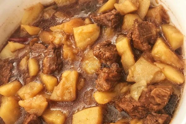 土豆烧牛腩的做法图解9