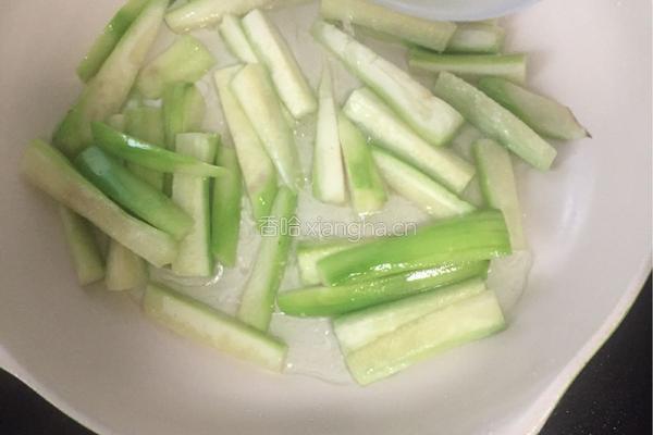油条丝瓜的做法图解4