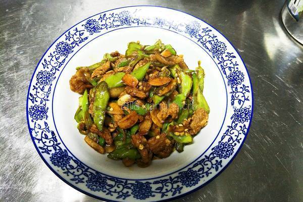 小柱私房菜之辣椒炒肉的做法图解4