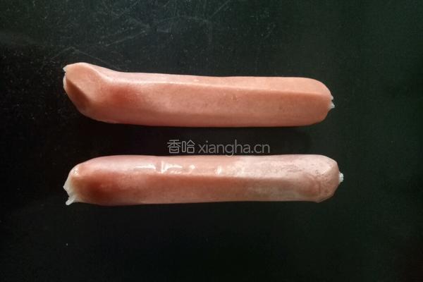番茄热狗的做法图解1