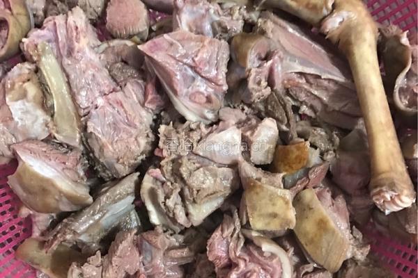 红烧麂子肉的做法图解3