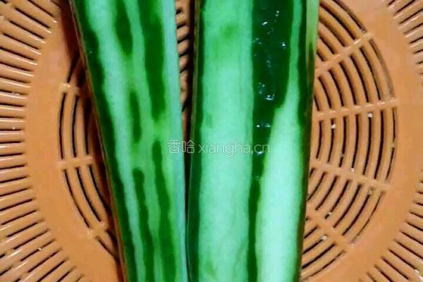 丝瓜馄饨面的做法图解2