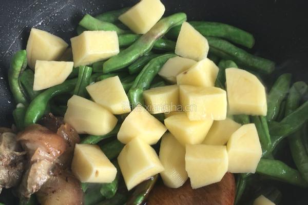 豆角炖土豆的做法图解5