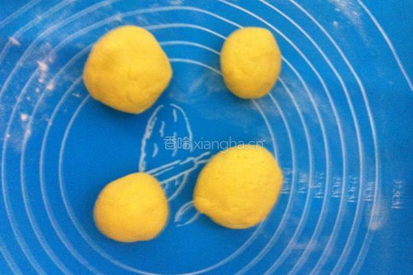 玉米面豆沙馒头的做法图解4