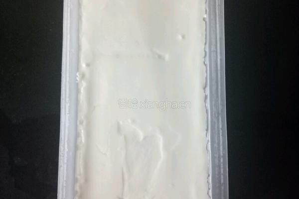 浇油内脂豆腐的做法图解1