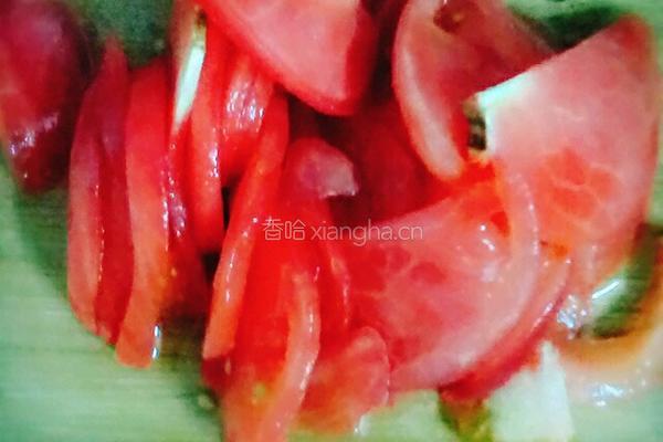 西红柿炒菜花的做法图解3