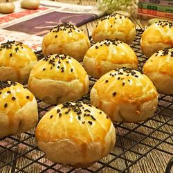 蛋黄酥的做法[图]