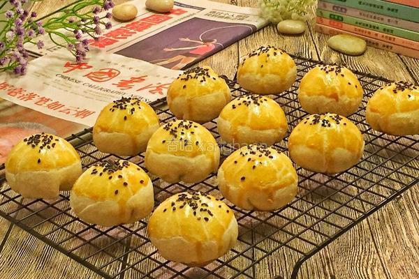 蛋黄酥的做法图解34