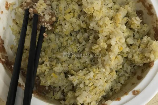 酸菜肉蒸饺的做法图解8