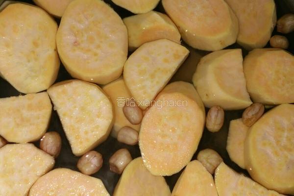 红豆薏米花生红薯糖水的做法图解4