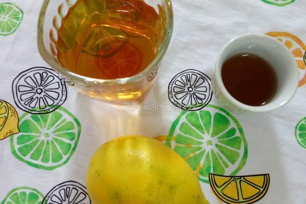蜂蜜柠檬茶的做法图解1