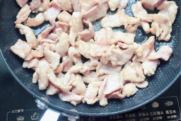 杭椒炒肉的做法图解3