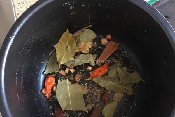 香爆牛排骨的做法图解2