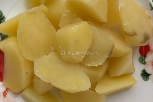 铁板土豆块的做法图解2