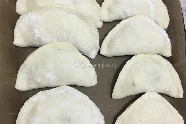 韭菜盒子的做法图解15