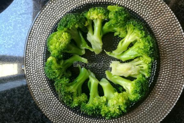 凉拌三色菜花的做法图解5