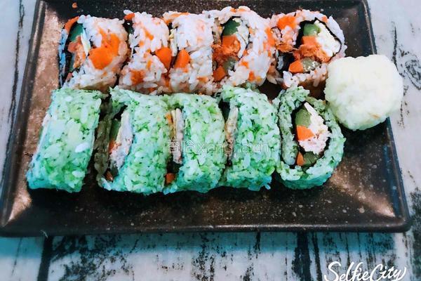 金枪鱼蔬菜包饭的做法图解7